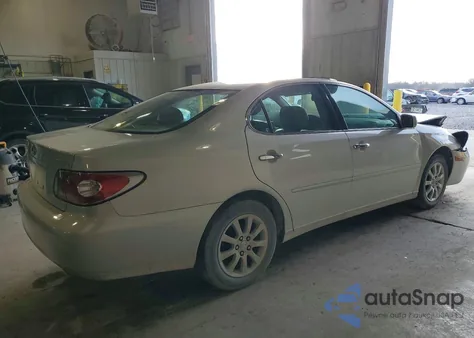 2004 Lexus Es 330 z USA, uszkodzony, nr VIN JTHBA30G340019201